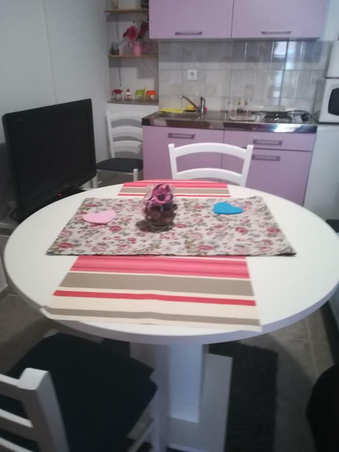 Ani Apartment *